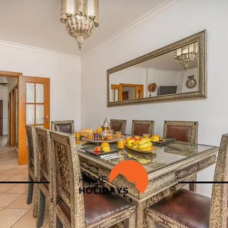 #298 Luz H By Holidays